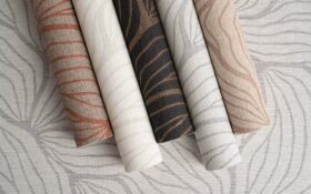 Som Linas 44340-1 Duvar Kağıdı Kırık Beyaz Geometrik Desenli