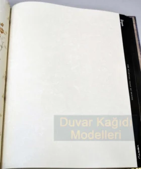 Vertu Bergama 905-1 Duvar Kağıdı Krem Simli Kendinden Desenli