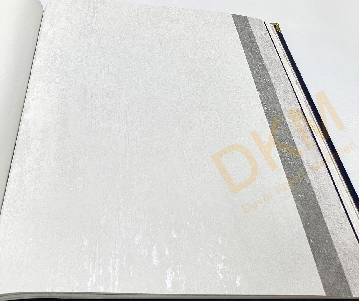 İthal Echos 20216-31 Düz parlak Duvar Kağıdı 10m²