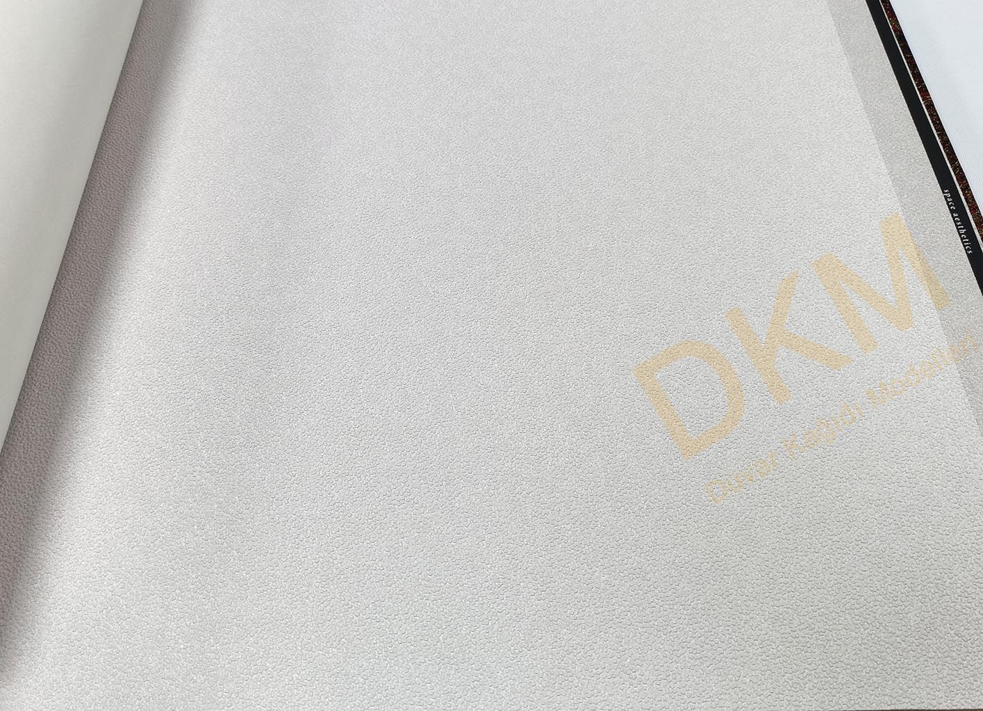 İthal Rim 5412-03 541203 Düz beton Duvar Kağıdı 16m²