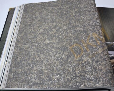 Ravena Rising 202406-5 Yatay ve dikey çizgili Duvar Kağıdı 16m²